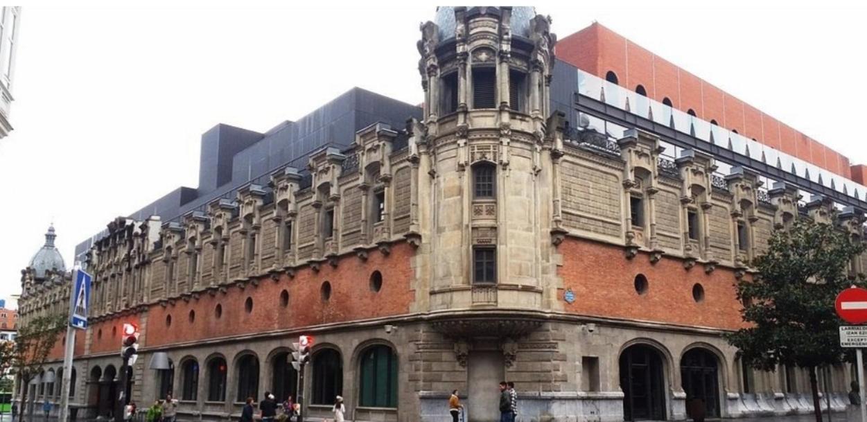 Accommodatie bij particulieren A 5 Minutos Andando Del Casco Viejo, Ayuntamiento, Plaza Circular Y Gran Via De Y Proximo A 2 Lineas De Metro