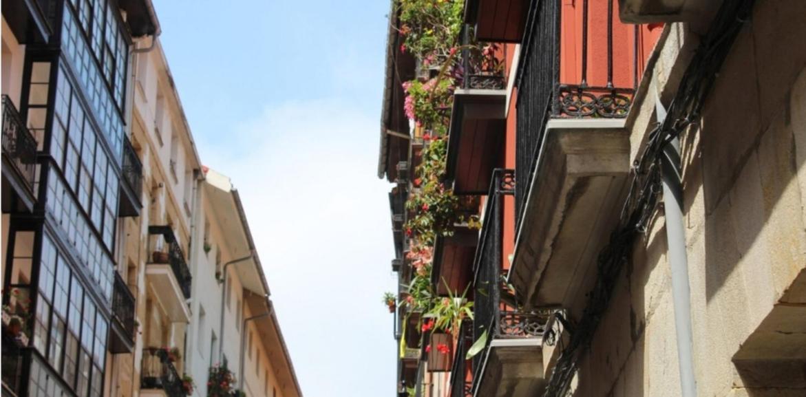 Accommodatie bij particulieren A 5 Minutos Andando Del Casco Viejo, Ayuntamiento, Plaza Circular Y Gran Via De Y Proximo A 2 Lineas De Metro *